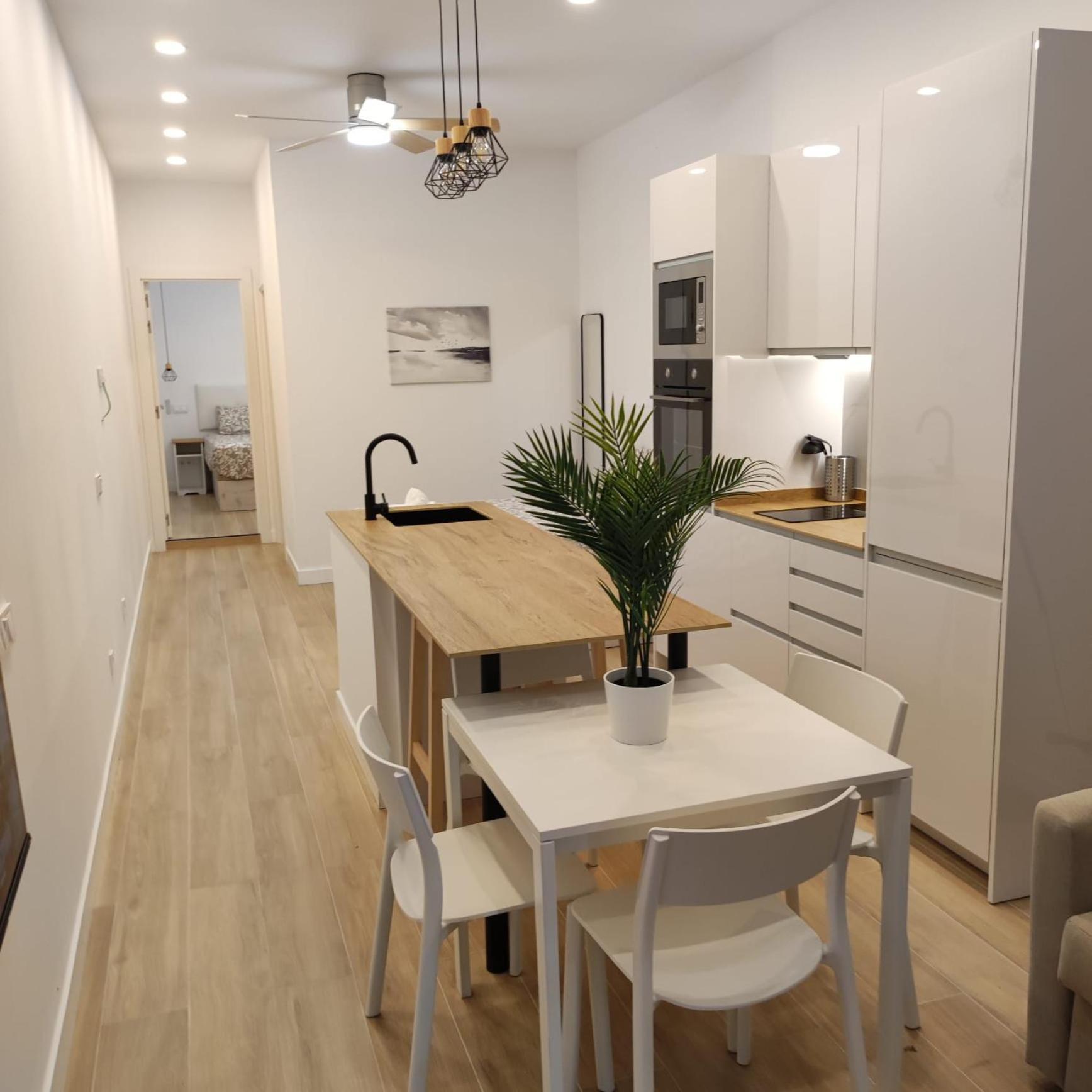 Av. Asturias Apartamento มาดริด ภายนอก รูปภาพ